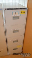 Arkivskap fra Høvik Stål, 4skuffer, 41,5b 131,5h, brukt