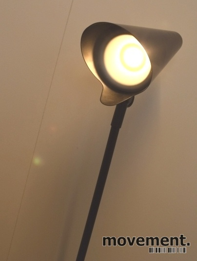 Solgt!Stålampe fra Ikea, i sort, LED - 3 / 5