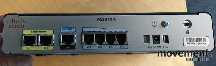 Solgt!Cisco VG204XM Analog Voice Gateway, - 3 / 4