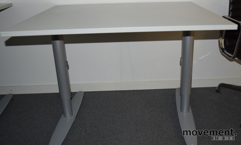 Solgt!Kinnarps T-serie kompakt skrivebord - 3 / 3