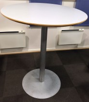 Rundt, solid ståbord / mingebord med lys grå plate, Ø=90cm, H=107cm, pent brukt