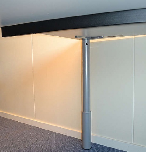 Solgt!Skrivebord i grått, hjørneløsning - 3 / 4