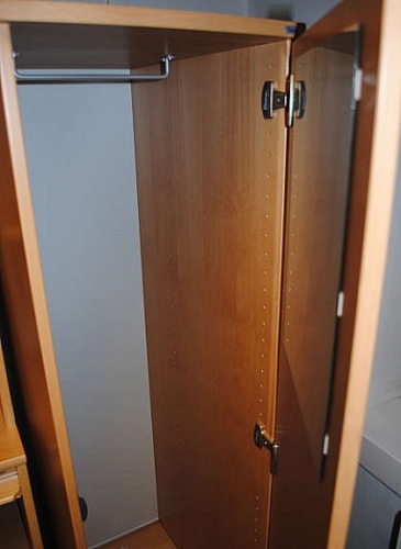 Solgt!Kinnarps garderobeskap i bøk 40cm - 2 / 2