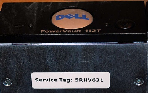 Solgt!Dell PowerVault 112T SCSI-kabinett - 1 / 3