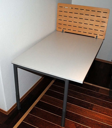 Solgt!Martela skrivebord / meglerpult med - 2 / 2