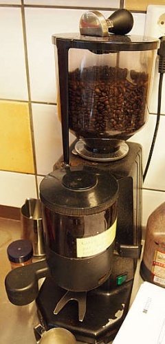 Solgt!La San Marco Sprint Kaffekvern - 1 / 4