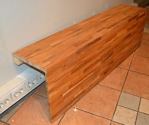 Solgt!Liten benk i eik til å feste på - 2 / 2