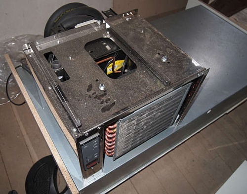 Solgt!Serveringsdisk / bardisk 500cm bred - 17 / 18