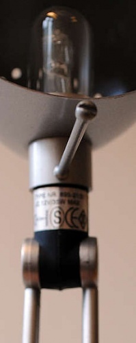 Solgt!Skrivebordslampe 895-21/31 i sølv, - 2 / 2