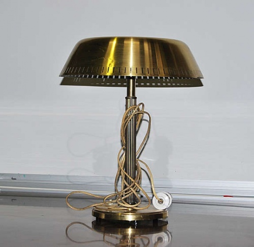 Solgt!Retro bordlampe i messing, brukt