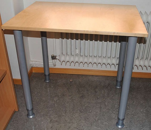Solgt!Avlastningsbord 80x60cm i bjerk,