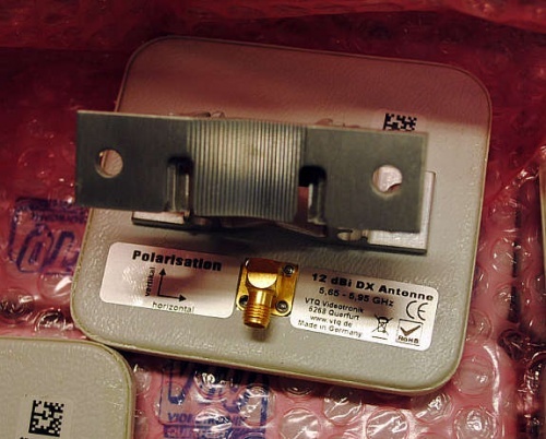 Solgt!Antenne for 5,8Ghz, 12dBi DX fra - 2 / 4