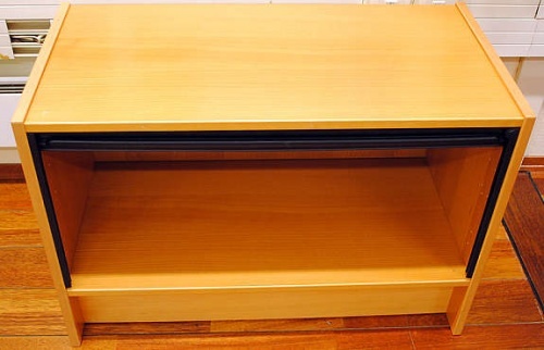 Solgt!IKEA lavt sjalusiskap (58cm) - 1 / 4