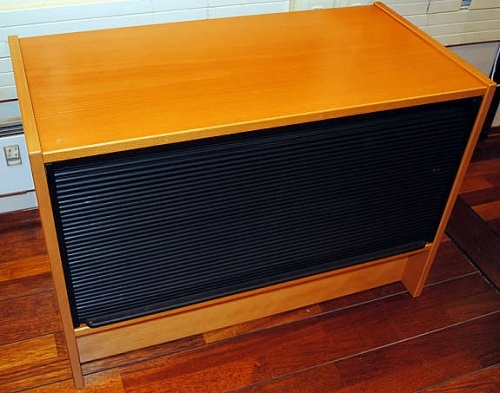 Solgt!IKEA lavt sjalusiskap (58cm) - 2 / 4