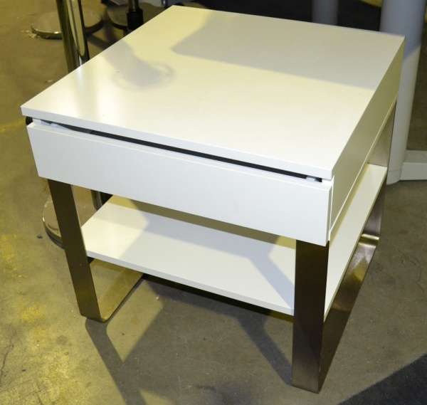 Solgt!IKEA Svalöv sofabord / tv-bord i - 1 / 2