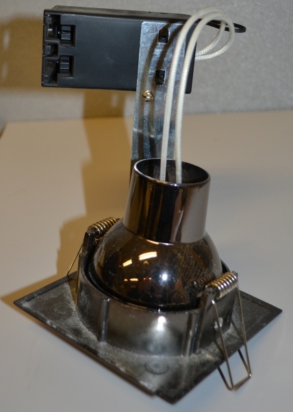 Solgt!Downlights Tellus i sort krom fra - 2 / 5