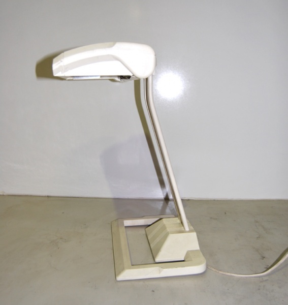 Solgt!Luxo FL 24 skrivebordslampe i - 2 / 2