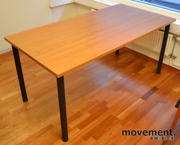 Solgt!Skrivebord 160x80cm i lys valnøtt, - 2 / 3