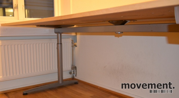 Solgt!EFG Skrivebord i bjerk med magebue - 2 / 3
