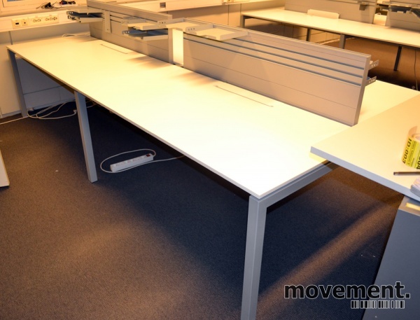 Solgt!Arbeidsbord-oppsett for 4 - 1 / 8