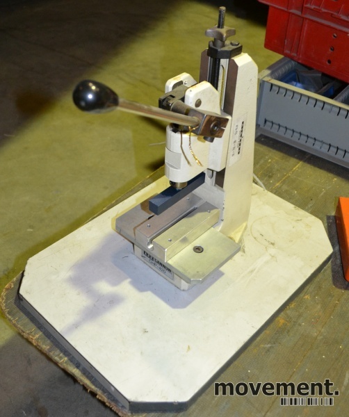 Solgt!ITT Cannon CHP-420 Klemmemaskin for - 1 / 3