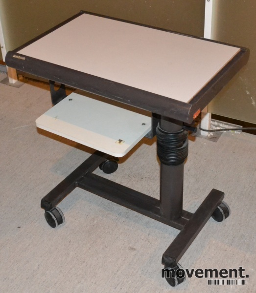 Solgt!Lite bord til teknisk utstyr med - 3 / 3