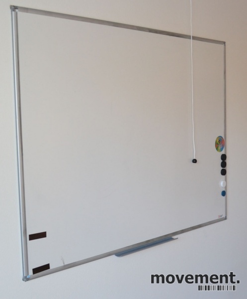 Solgt!Whiteboard, vegghengt modell - 1 / 2