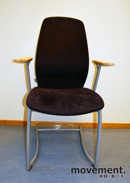 Solgt!Kinnarps modell Plus 377 T - 3 / 5