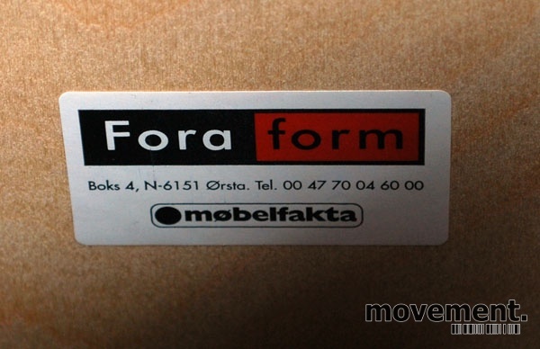 Solgt!ForaForm møteromsstol i bøk / blått - 3 / 3