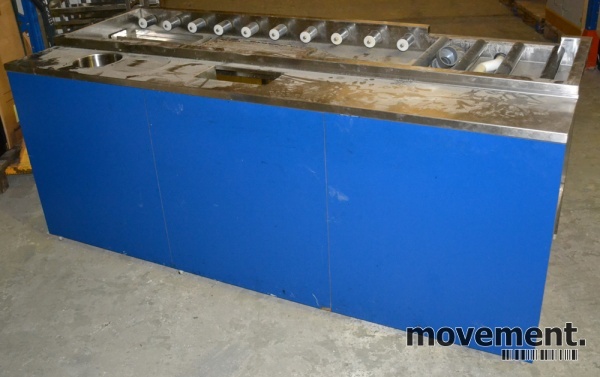 Solgt!Oppvaskbenker for storkjøkken med - 2 / 9