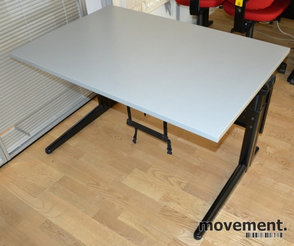 Solgt!Skrivebord fra Martela i lyst - 3 / 4