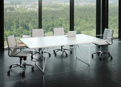 Møtebord AIR i hvitt 220x130cm med kabelluke, 6-8 personer, NY / UBRUKT