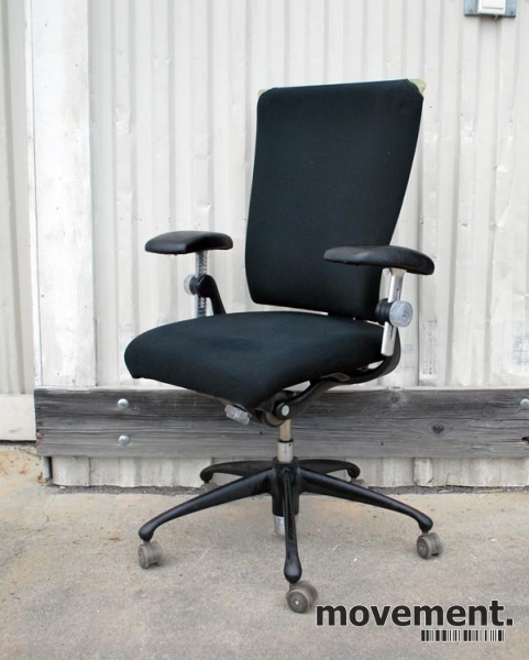 Solgt!Vitra Ypsilon kontorstol med høy - 1 / 6