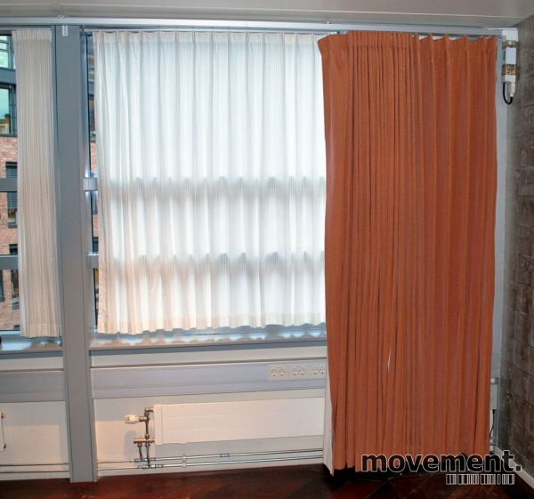 Solgt!Gardiner: Doble lystette gardiner i - 1 / 3