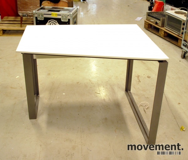 Solgt!Asymmetrisk skrivebord i hvitt / - 3 / 4