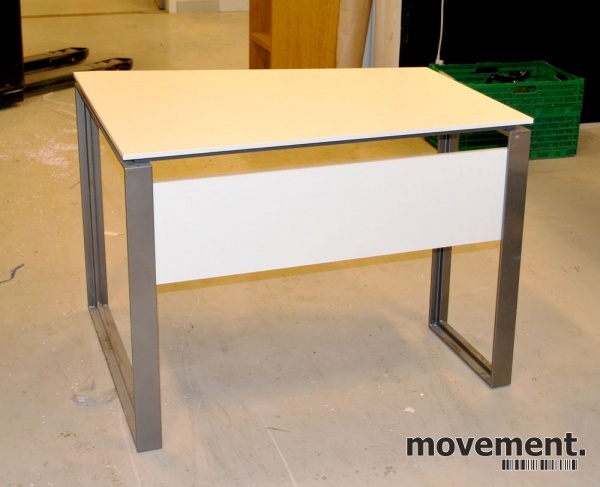 Solgt!Asymmetrisk skrivebord i hvitt / - 2 / 4