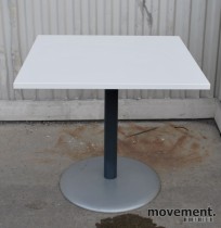 Avlastningsbord / småbord, pent brukt understell i grått, NYE plater i hvitt