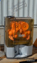 Zumex Essential juicemaskin for ferskpressing av appelsinjuice, pent brukt
