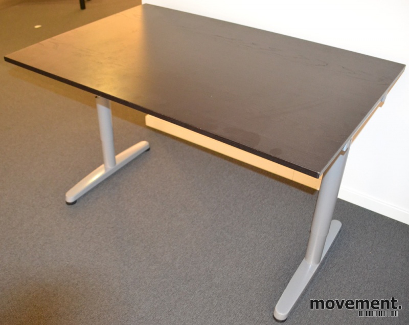 Solgt!IKEA Galant skrivebord i mørkt - 1 / 4