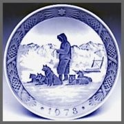 Solgt!Royal Copenhagen juleplatter - 1 / 13