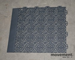Bergo XL Graphite Grey plastfliser / garasjegulv, ca 90 kvm selges samlet, pent brukt