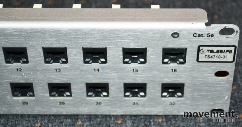 Solgt!Telesafe CAT5e patchepanel - 2 / 3