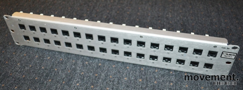 Solgt!Telesafe CAT5e patchepanel - 1 / 3
