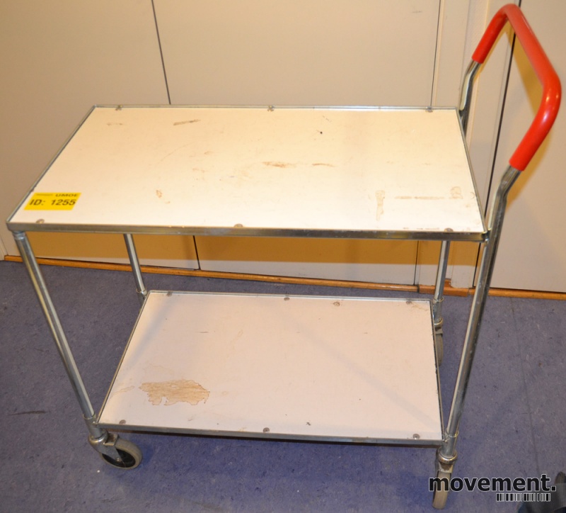 Solgt!Liten tralle med fire hjul, hvite - 1 / 2