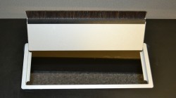 Montana DJOB 180x90cm rektangulær bordplate i sort linoleum, pent brukt