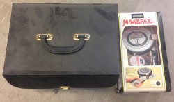 Merkemaskin fra Dymo og Uchida, skikkelig retro/vintage merkemaskiner, pent brukte i esker