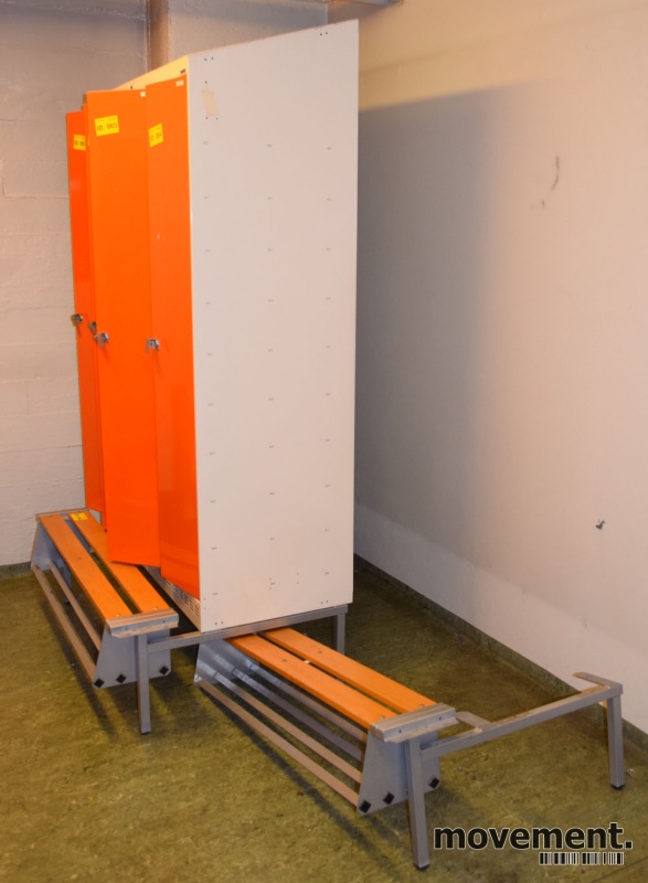 Solgt!Garderobeskap i stål for verksted / - 22 / 23