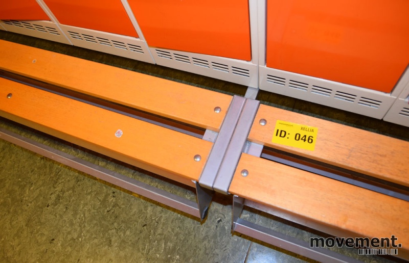 Solgt!Garderobeskap i stål for verksted / - 14 / 23
