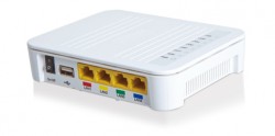 Mini gigabit L2-switch med 4 porter og 1 stk Fiber SFP Gigabit, Inteno XG6846, pent brukt