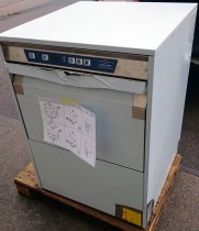 Electrolux WT30E underbenk oppvaskmaskin i rustfritt for storkjøkken, FABRIKKNY 2011-modell
